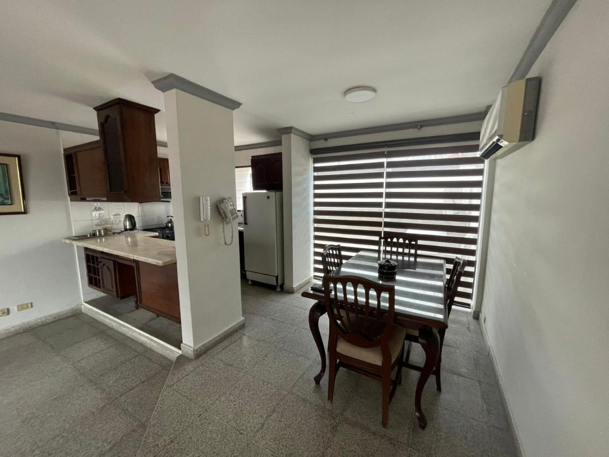 Tradicion Apartman Santa Cruz de La Sierra Kültér fotó