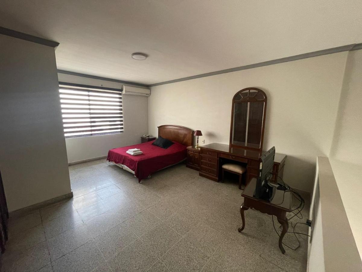 Tradicion Apartman Santa Cruz de La Sierra Kültér fotó